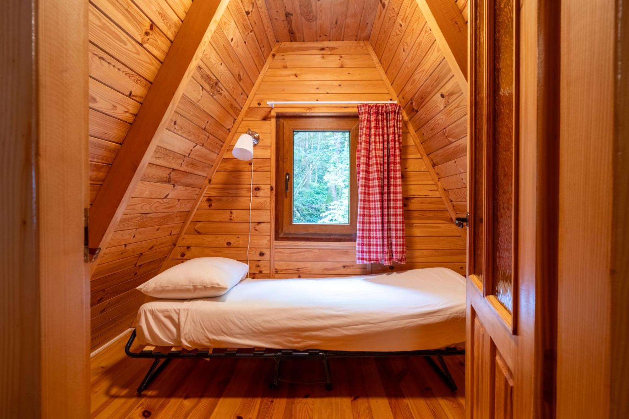 Hotel L'Eau Vive Vresse-sur-Semois Habitación foto
